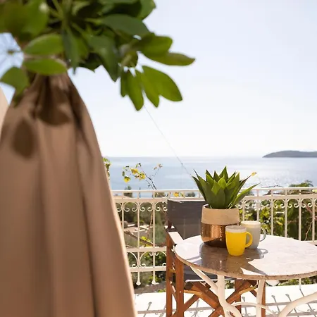 아파트 Irida Aegean View, Philian And *