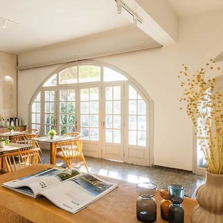 Irida Aegean View, Philian And *