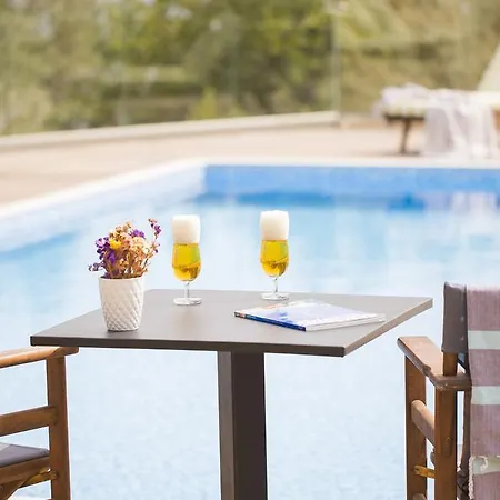 Irida Aegean View, Philian And