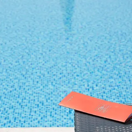 Irida Aegean View, Philian And