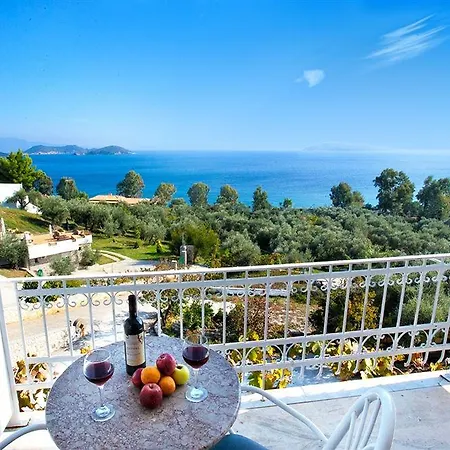 Irida Aegean View, Philian And * メガリ・アモス