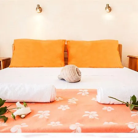 Irida Aegean View, Philian And *