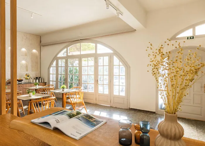 Irida Aegean View, Philian And *