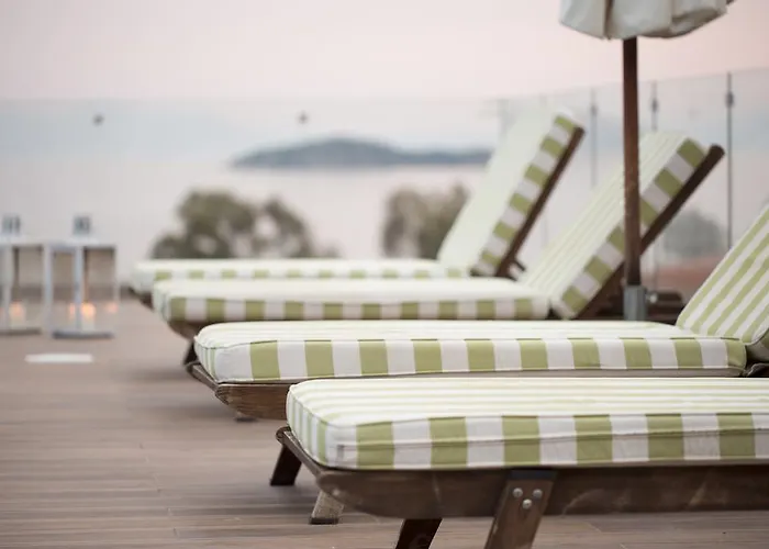 Irida Aegean View, Philian And アパート