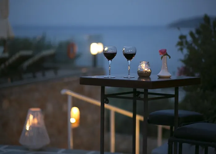 Irida Aegean View, Philian And * メガリ・アモス