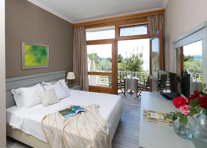 Irida Aegean View, Philian And アパート *