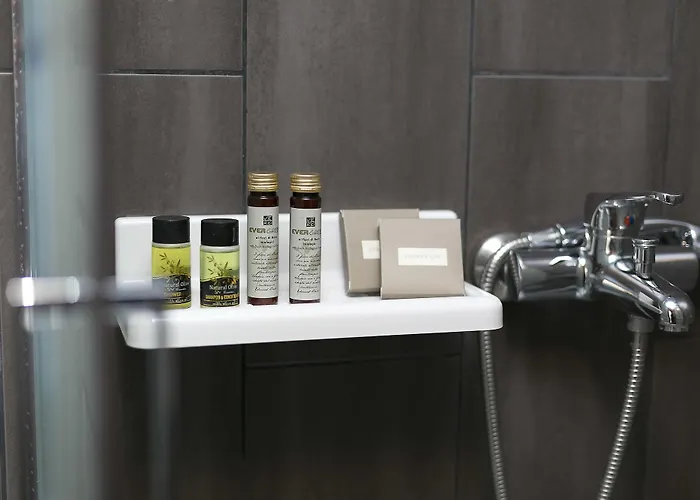 Irida Aegean View, Philian And